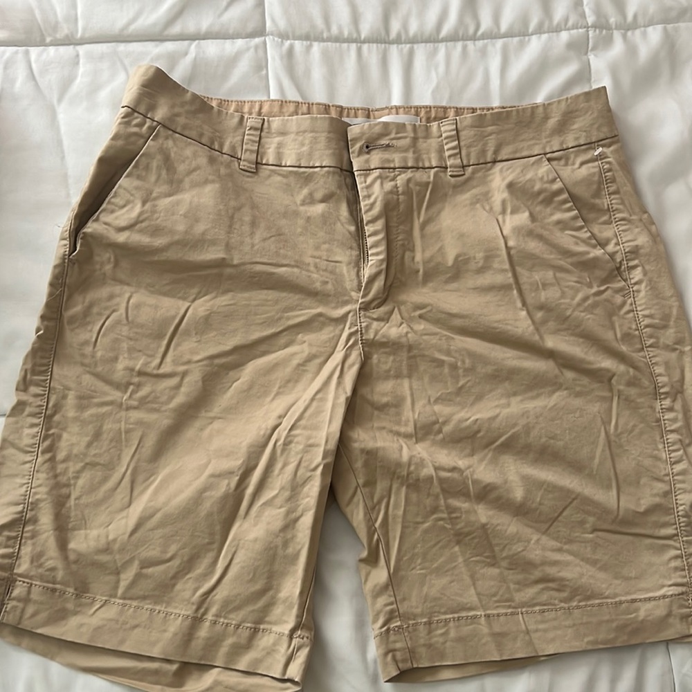 Women’s Khaki Mid-Rise Twill Everyday Bermuda Shorts